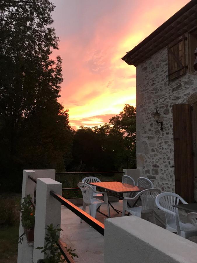 Domaine Des Chabriers Bed & Breakfast Ourches ภายนอก รูปภาพ